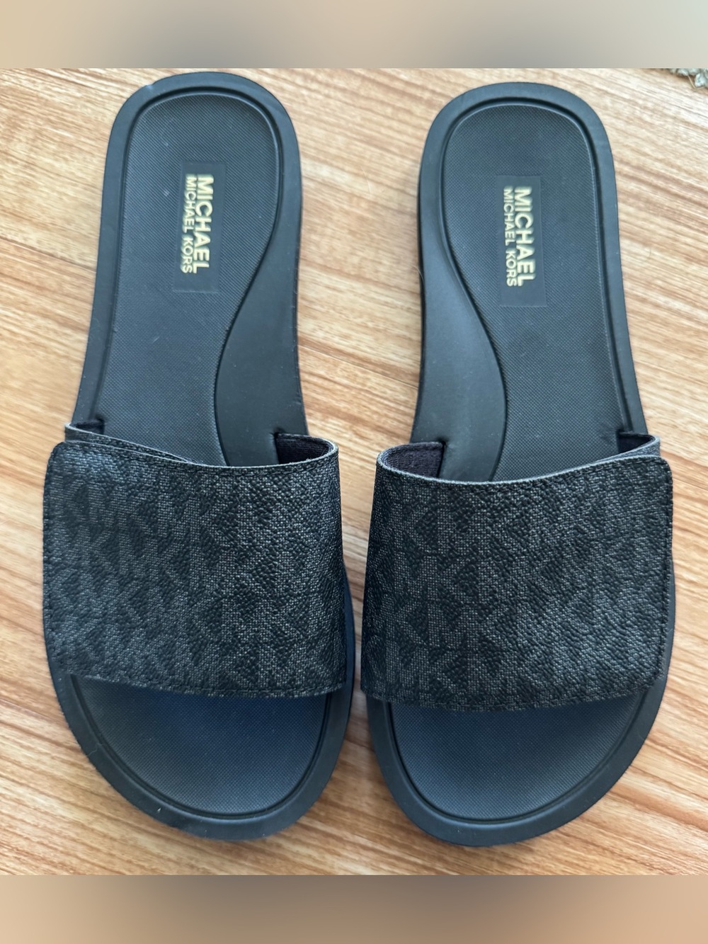 Michael Kors Black Logo-Print Slide Sandals Eva  size 7